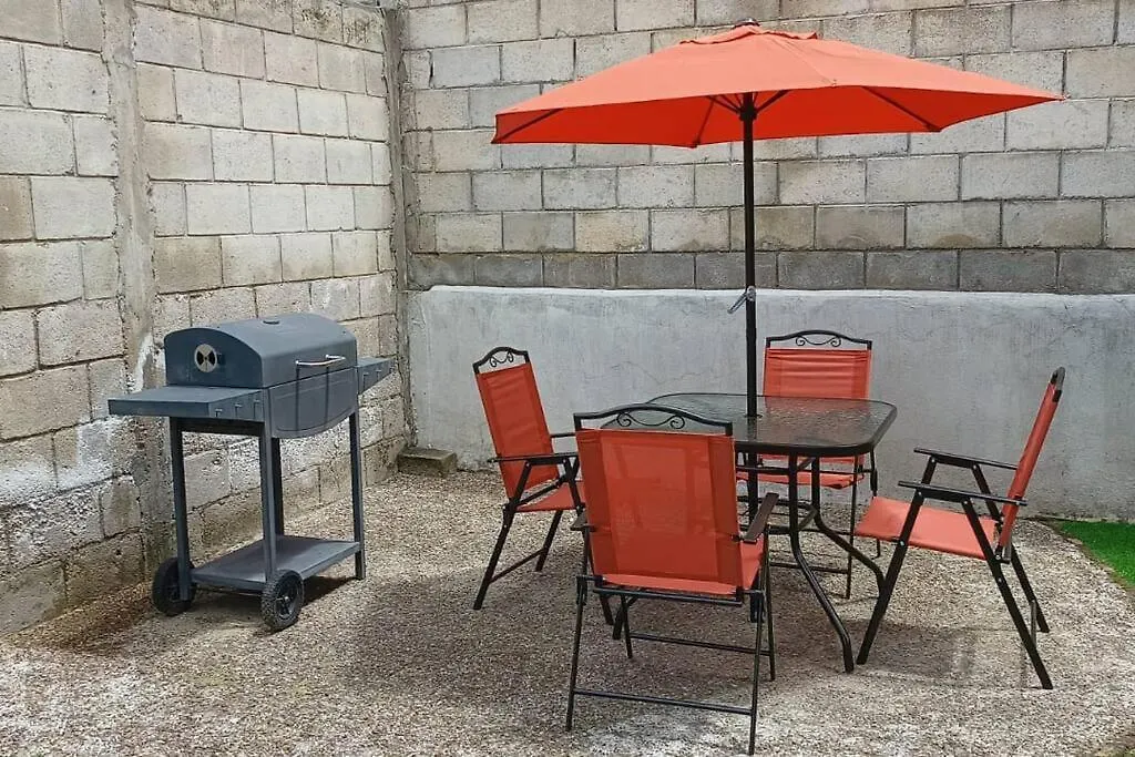 Depto Planta Baja Con Patio Apartment Guadalajara